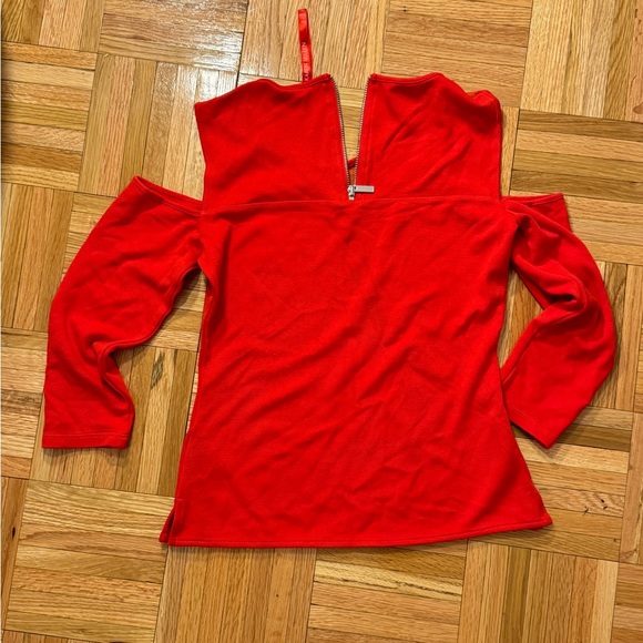 Karen Miller off the shoulder long sleeve top - Picture 2 of 5